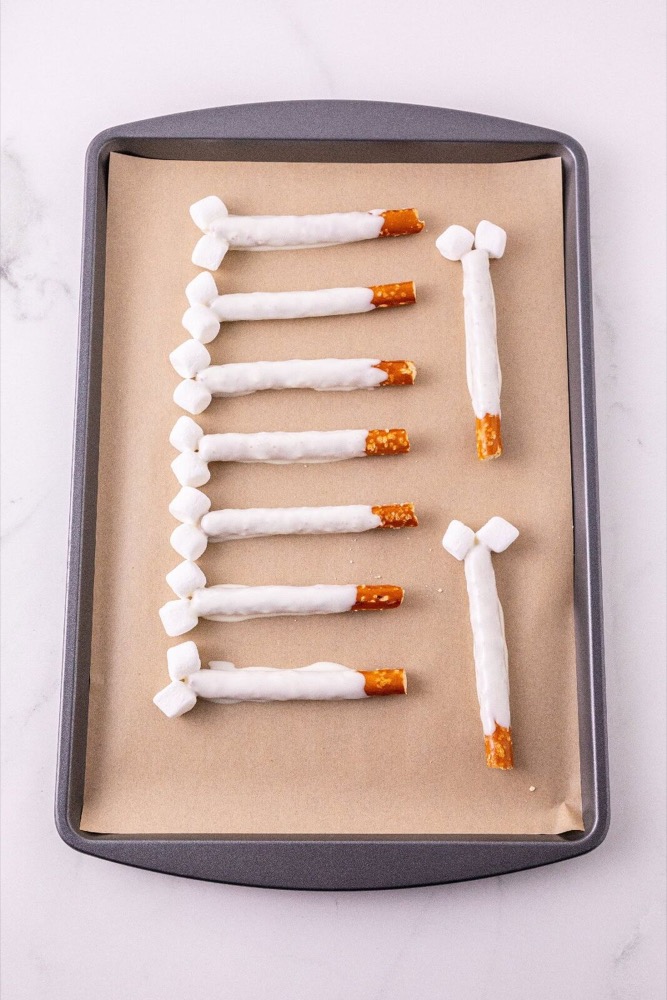 Rice Krispie Turkey Leg Treats Using Pretzel Bones