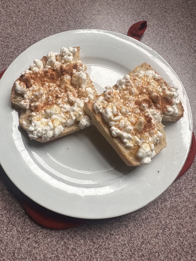 EASY! High-Protein Filling Breakfast Toast